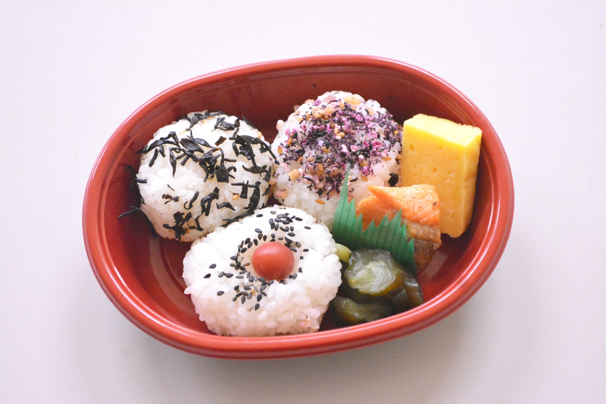 〈17〉おにぎり弁当